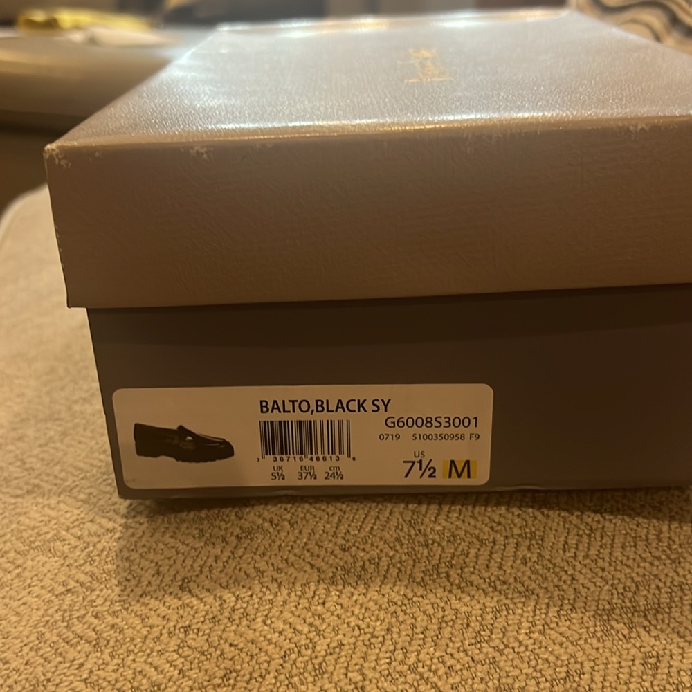 Franco Sarto Black Patent Leather Loafers New Without Tags - Picture 9 of 9